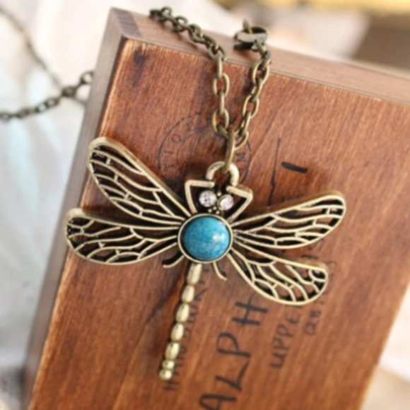 Vintage Boho Hollow Dragonfly Medium Chain Pendant Necklace - Picture 2 of 8